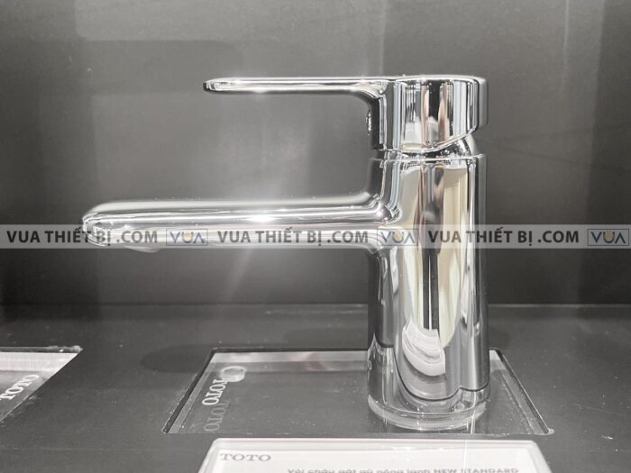anh thuc te voi chau lavabo toto tvlm102nsr nong lanh 1