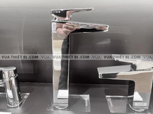 anh thuc te voi chau lavabo toto tvlm109ru co cao nong lanh 1