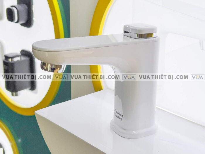 anh thuc te voi lavabo american standard wf t823w 2