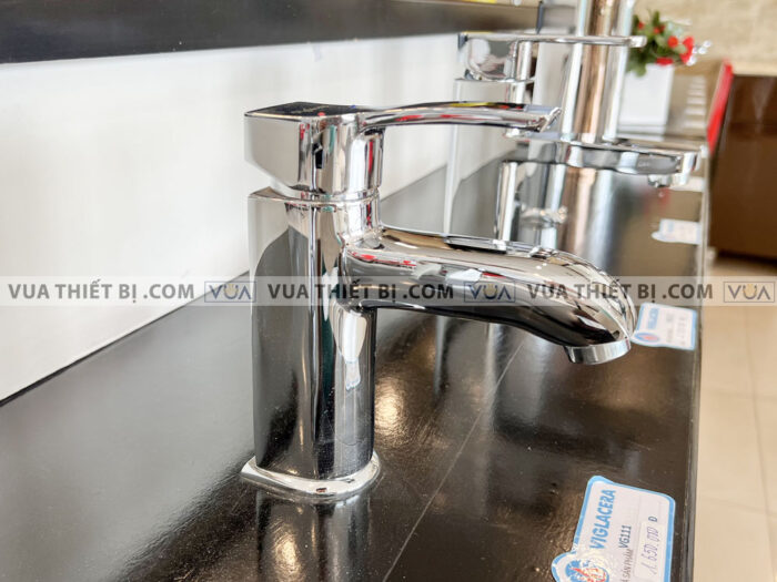 anh thuc te voi lavabo viglacera vg111