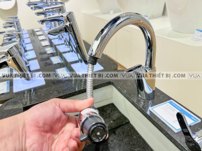 anh thuc te voi rua bat inax sf nb454sx cam ung dung pin 1