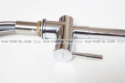 anh thuc te voi rua bat inax sfv 1013sx rut day 1