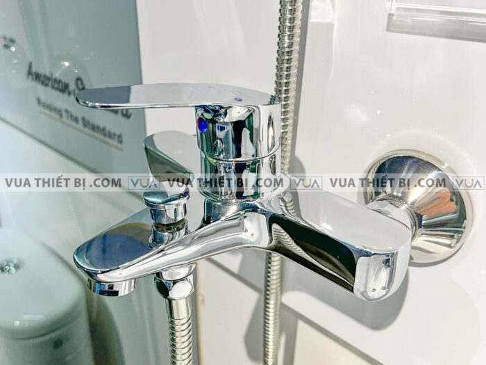 anh thuc te voi sen american standard wf 0311 7