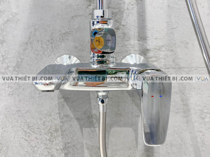 anh thuc te voi sen cay american standard wf 1772 4