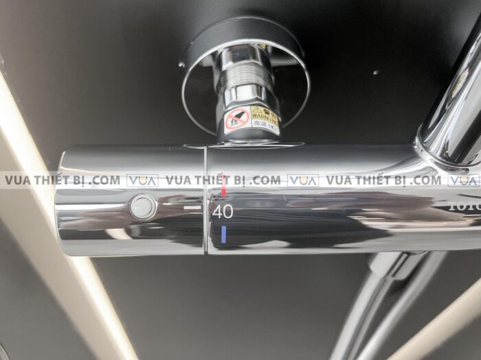 anh thuc te voi sen cay toto tbw01402b nhiet do 4