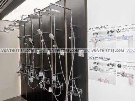 anh thuc te voi sen cay toto tbw02002b1 tbg02302v tbw02017a nong lanh 1