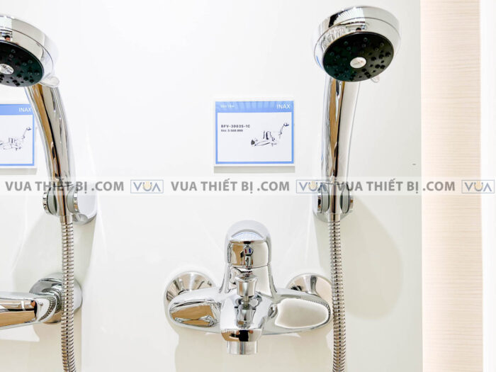 anh thuc te voi sen inax bfv 3003s 1c tay sen a 7654 vn 1