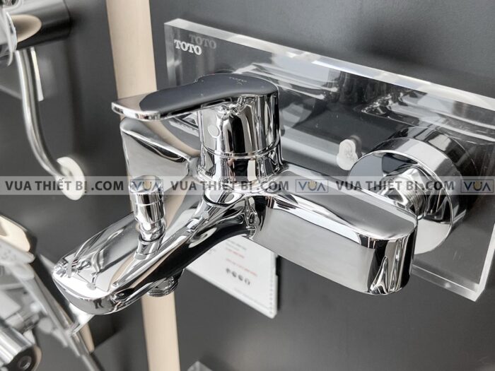 anh thuc te voi sen tam toto tbg03302v tbw01010a nong lanh gs 2