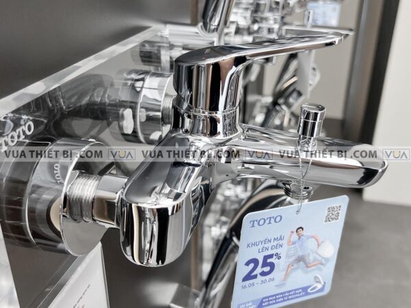 anh thuc te voi sen tam toto tbg03302v tbw01010a nong lanh gs 4