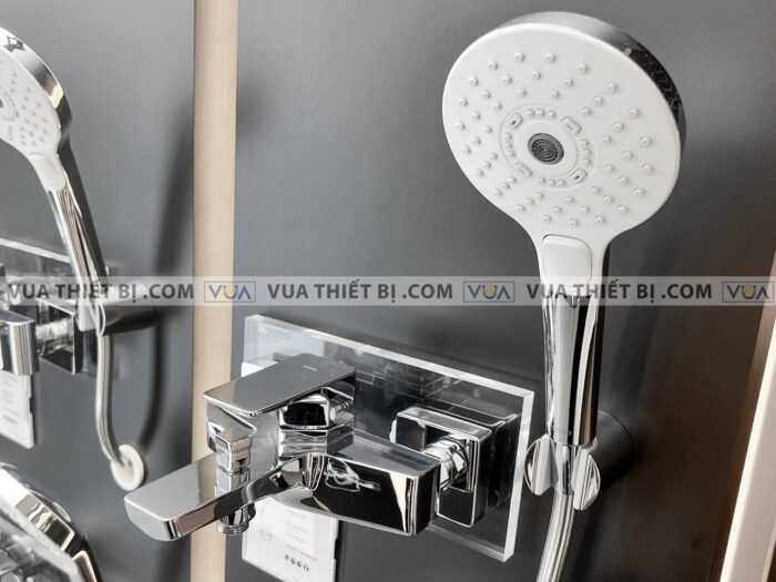 anh thuc te voi sen tam toto tbg07302v tbw01010a nong lanh ge 1