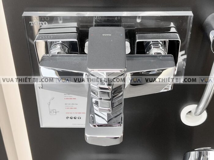 anh thuc te voi sen tam toto tbg07302v tbw01010a nong lanh ge 2