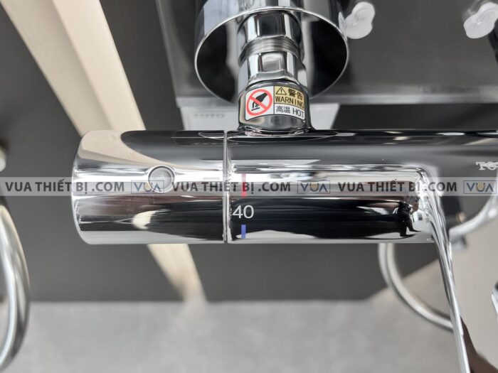 anh thuc te voi sen tam toto tbv01402b tbw01010a nhiet do 5