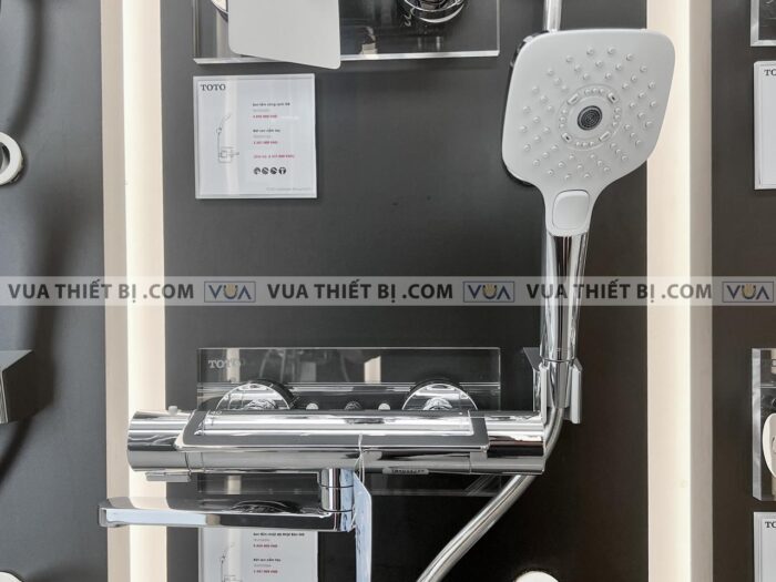 anh thuc te voi sen tam toto tbv03429v tbw02006a nhiet do 1