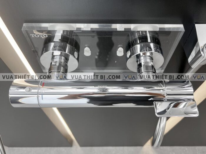 anh thuc te voi sen tam toto tbv03431v tbw02006a nhiet do 2