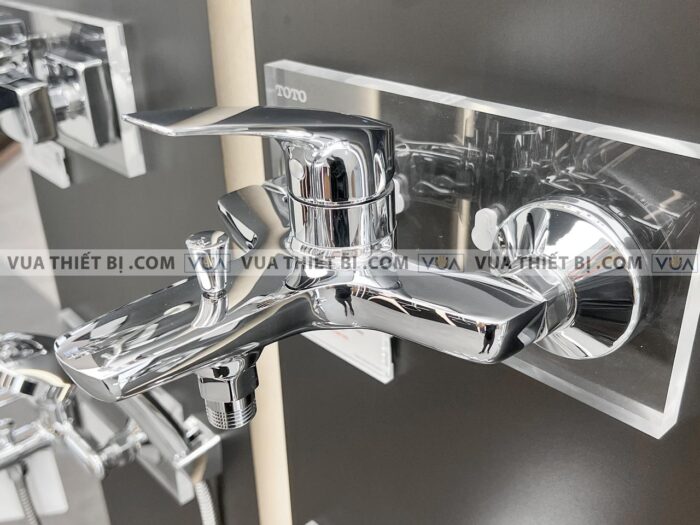 anh thuc te voi sen tam toto tvsm107crr nong lanh 2