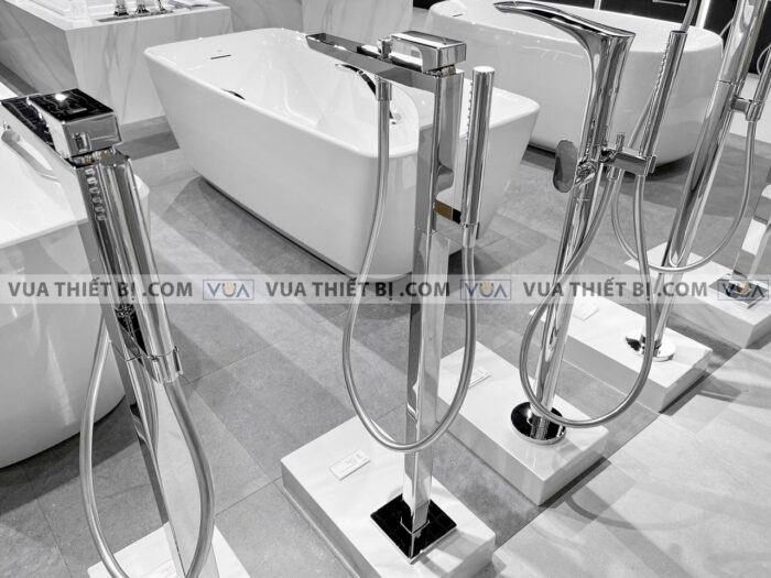 anh thuc te voi sen xa bon tam toto tbg07306atbn01105b dat san ge 4