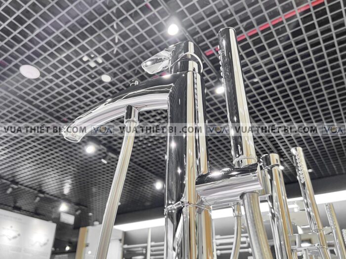 anh thuc te voi sen xa bon tam toto tbg09306atbn01105b dat san gm 5