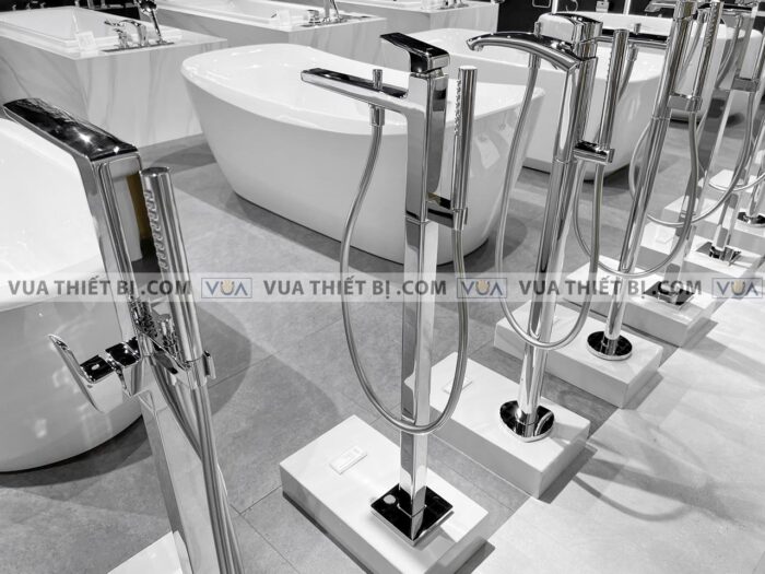 anh thuc te voi sen xa bon tam toto tbg10306atbn01105b dat san gb 4