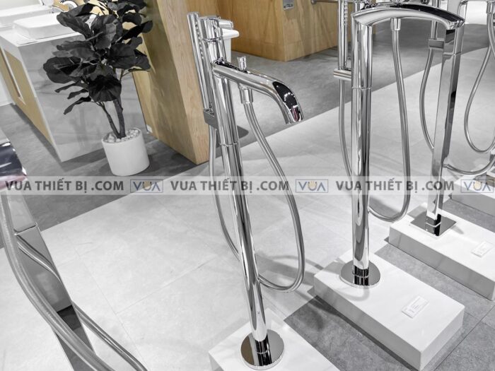 anh thuc te voi sen xa bon tam toto tbg11306atbn01105b dat san gf 2