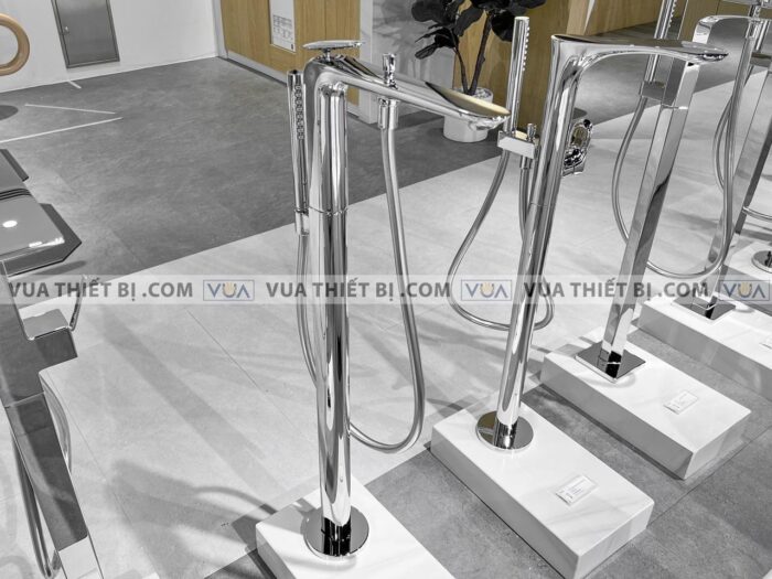 anh thuc te voi sen xa bon tam toto tbp03301atbn01105b dat san za 1