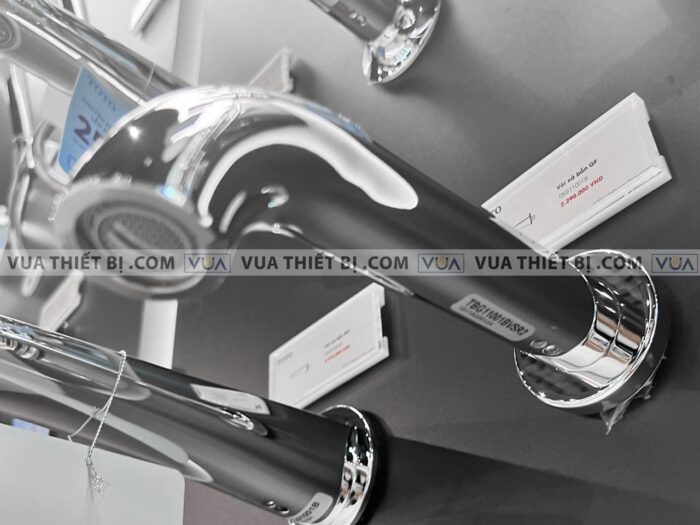 anh thuc te voi xa bon tam toto tbg11001b sen am tuong gf 3