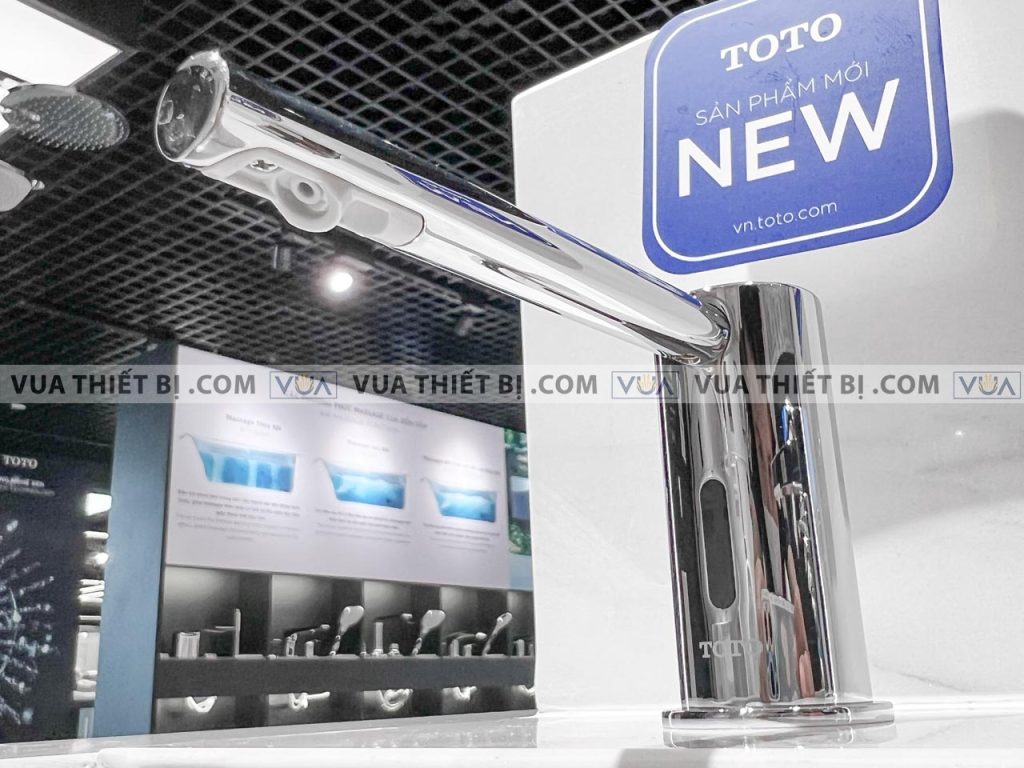 anh thuc te voi xit xa phong tu dong toto tlk07001g 1