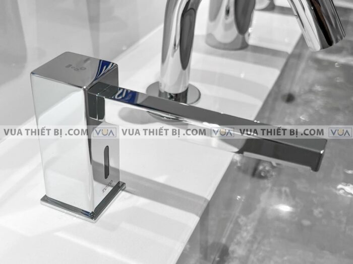 anh thuc te voi xit xa phong tu dong toto tlk08001g 2