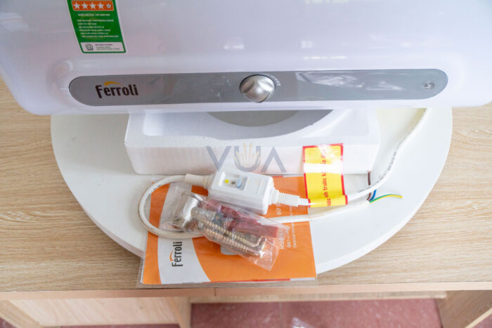 ferroli qq me mat truoc