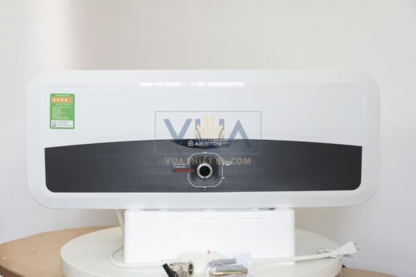 mat truoc binh nong lanh ariston slim2 sl2 r 30l lit ngang gian tiep 25fe 2500w