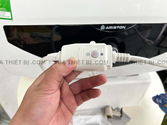 Bình nóng lạnh ARISTON SL 15L lít SLIM ngang gián tiếp 2.5FE 2500W - Ảnh 7