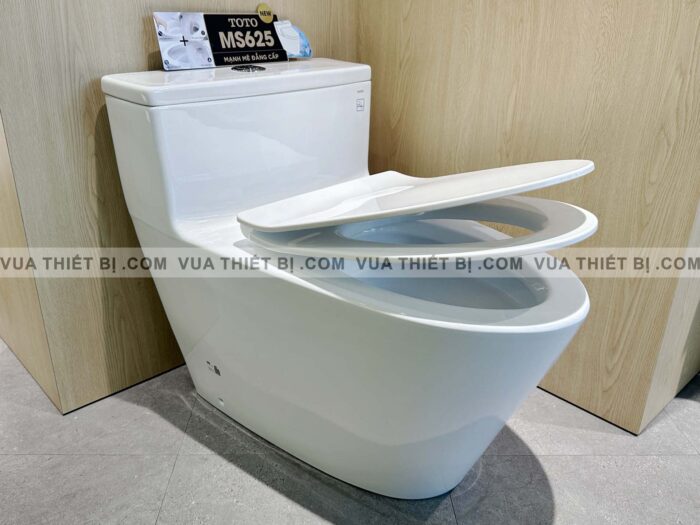 MS625DT8#XW - ẢNH THỰC TẾ Bồn cầu 1 khối TOTO nắp êm TC600VS - vuathietbi.com