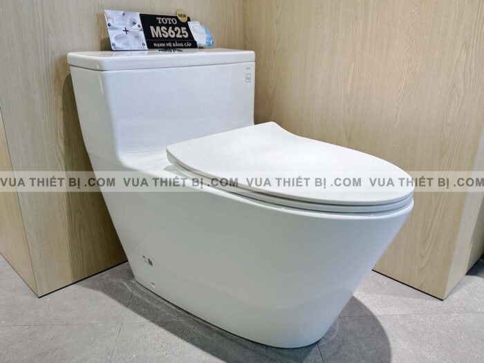 MS625DT8#XW - ẢNH THỰC TẾ Bồn cầu 1 khối TOTO nắp êm TC600VS - vuathietbi.com