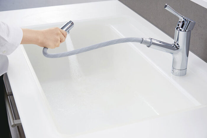 Vòi rửa bát TOTO TKS05305JA nóng lạnh rút dây - Ảnh 5