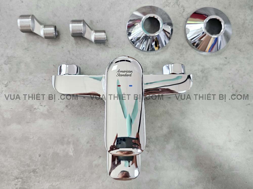Hinh anh thuc te Voi sen tam AMERICAN STANDARD WF 1M11 Loven nong lanh 1