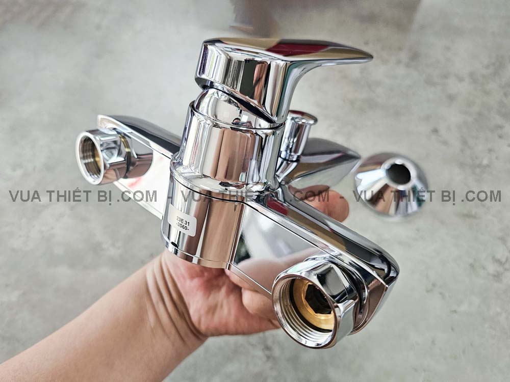 Hinh anh thuc te Voi sen tam AMERICAN STANDARD WF 1M11 Loven nong lanh 6