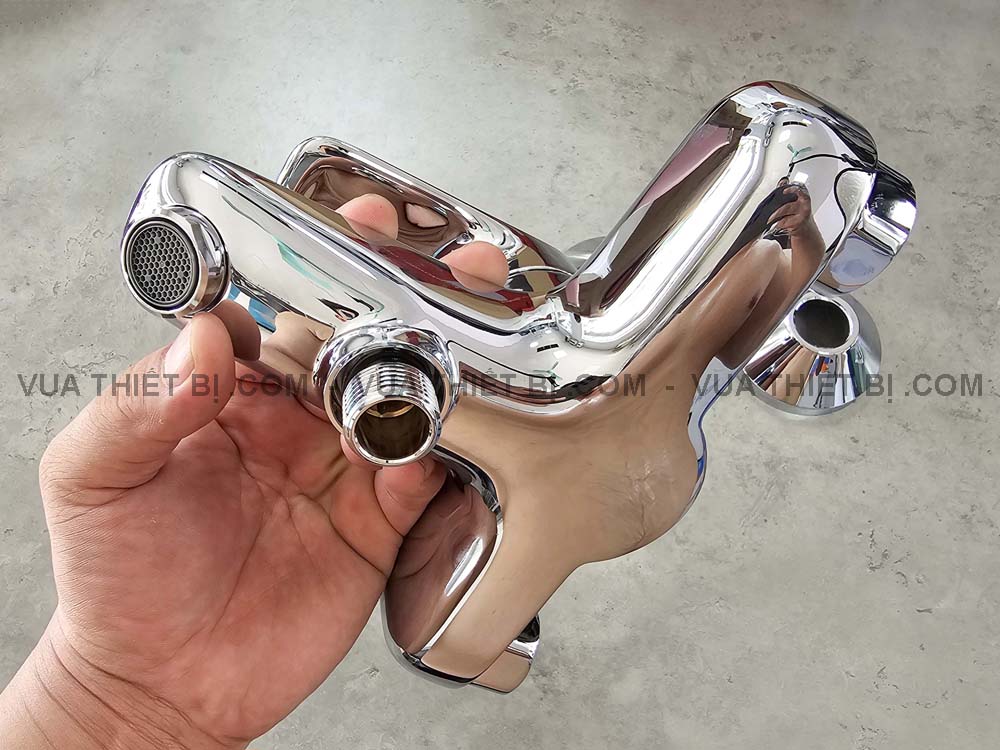 Hinh anh thuc te Voi sen tam AMERICAN STANDARD WF 1M11 Loven nong lanh 7