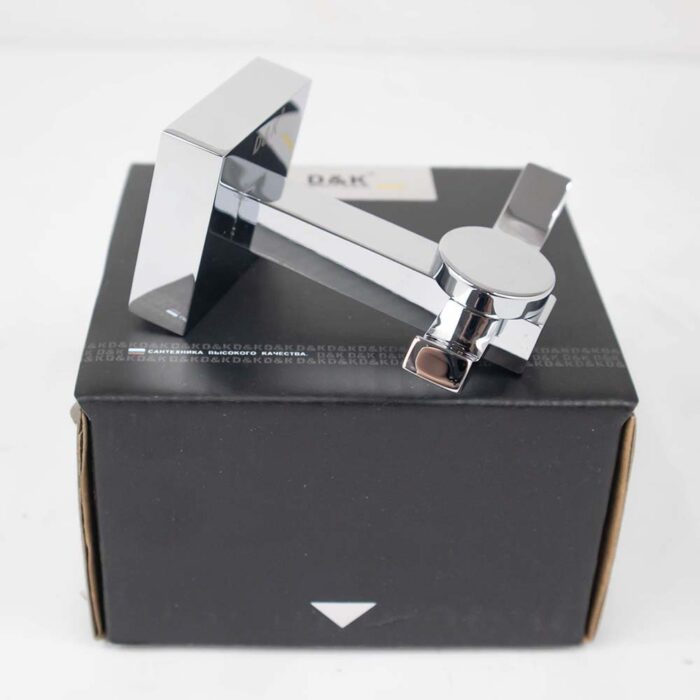 Móc treo quần áo D&K DK803501