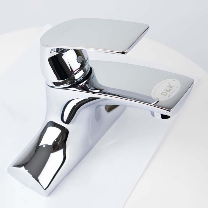 Vòi lavabo D&K DK1281001 nóng lạnh