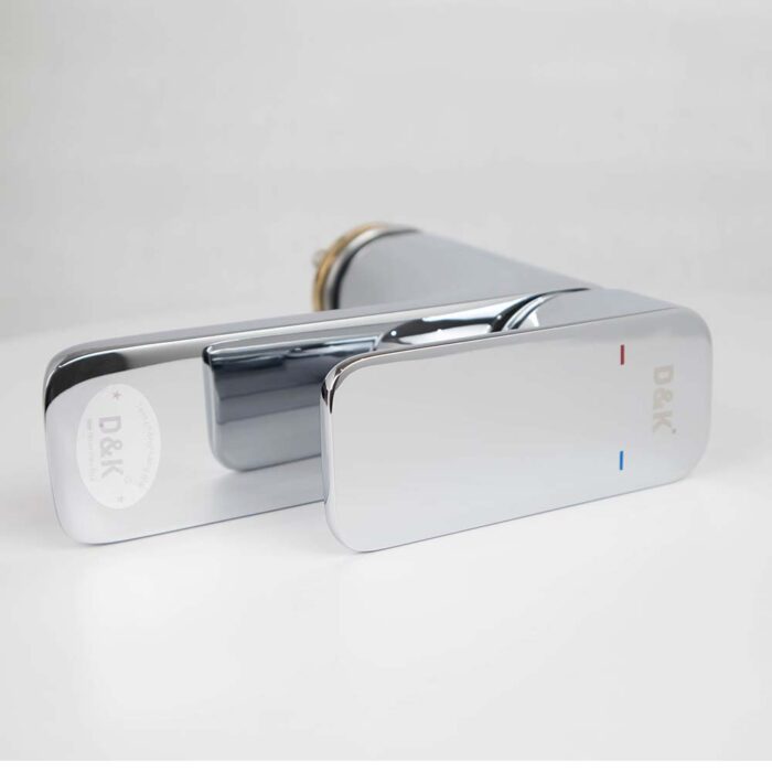 Vòi lavabo D&K DK1432101 nóng lạnh