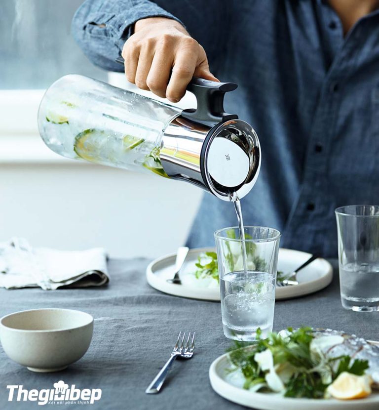 Bình nước WMF BASIC 1.5L 0618046040