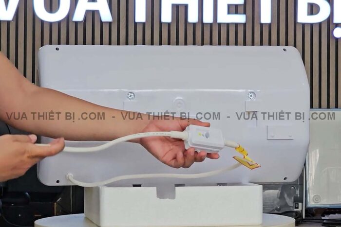 Bình nóng lạnh Ferroli QQ evo 30 AG+ 30L lít ngang gián tiếp 2500w - Ảnh 6