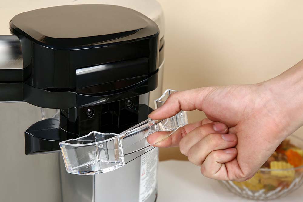 Hinh anh thuc te Noi com dien co CUCKOO CR 3521 BKSTVNCV 6.3L cong nghiep 4