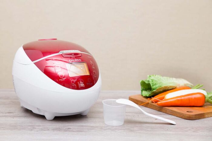 Nồi cơm điện tử CUCKOO CR-0655F RDWHVNCV 1.08L - Ảnh 7