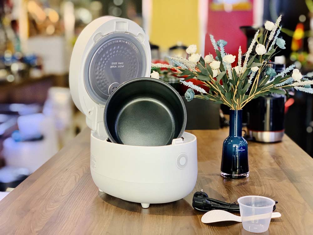 Hinh anh thuc te Noi com dien tu CUCKOO CR 0675FW 1.08L 5