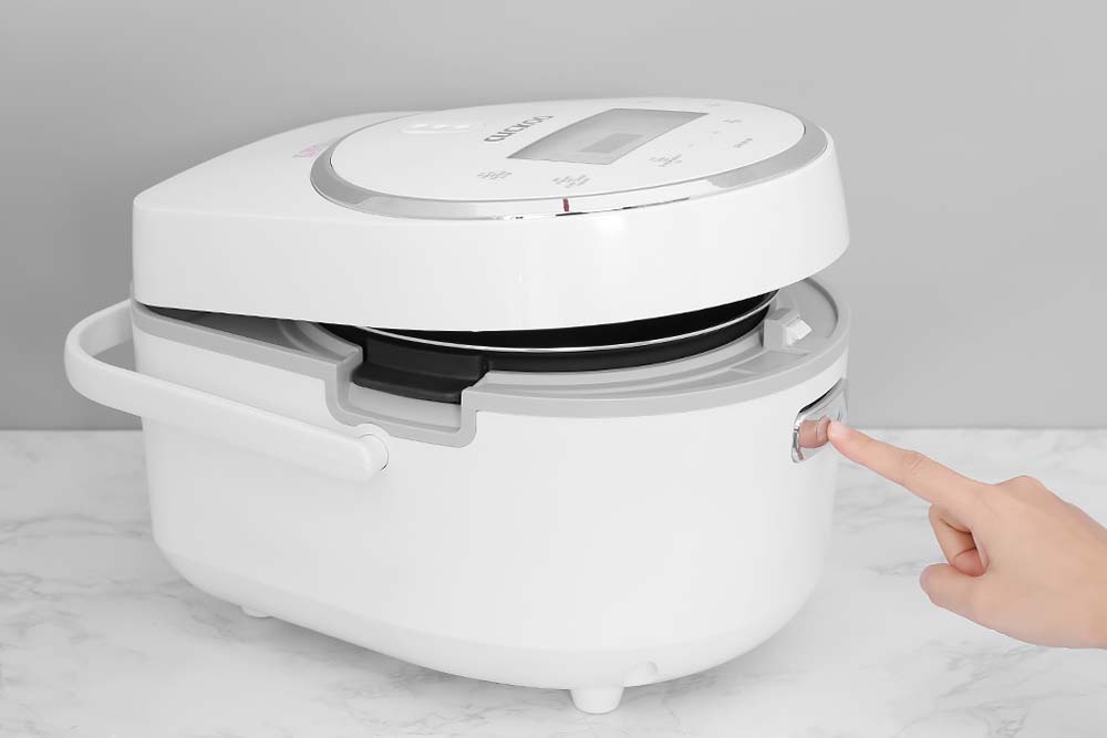 Hinh anh thuc te Noi com dien tu CUCKOO CR 0810F WHWHVN 1.44L 9