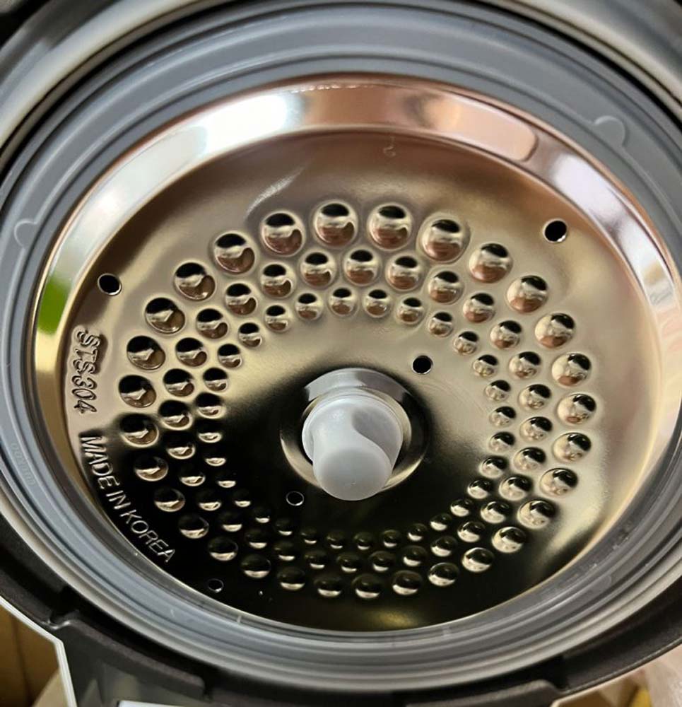 Hinh anh thuc te Noi com dien tu CUCKOO CRP EHS0309F WHGOVNCV 0.5L ap suat cao tan 3