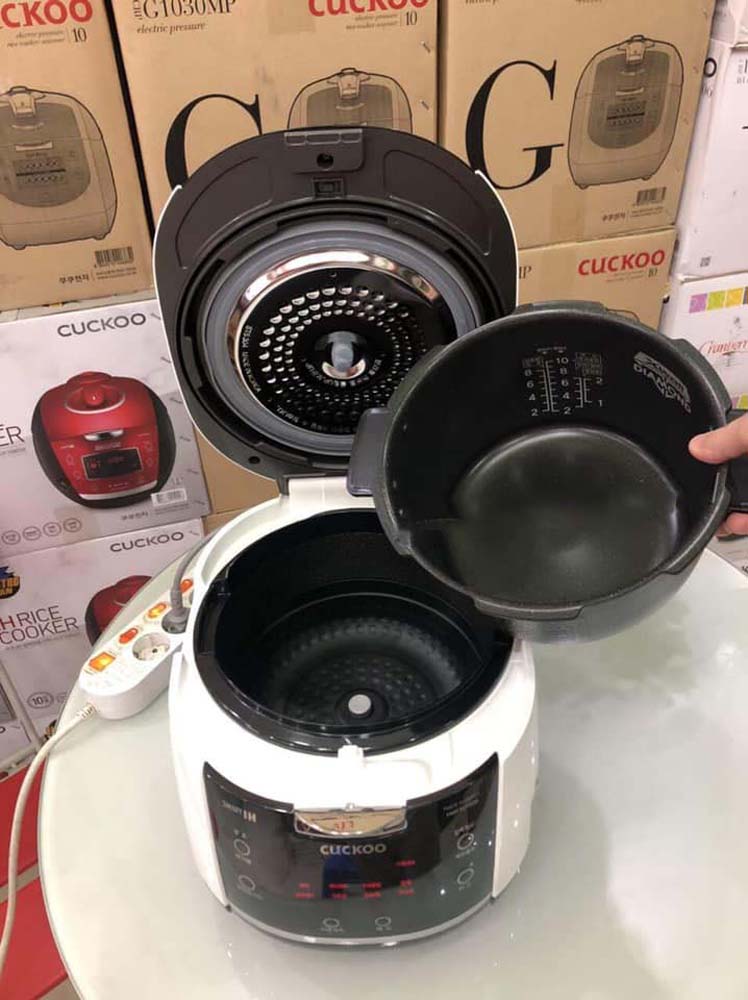 Hinh anh thuc te Noi com dien tu CUCKOO CRP HMF1070SB 1.8L ap suat cao tan 6