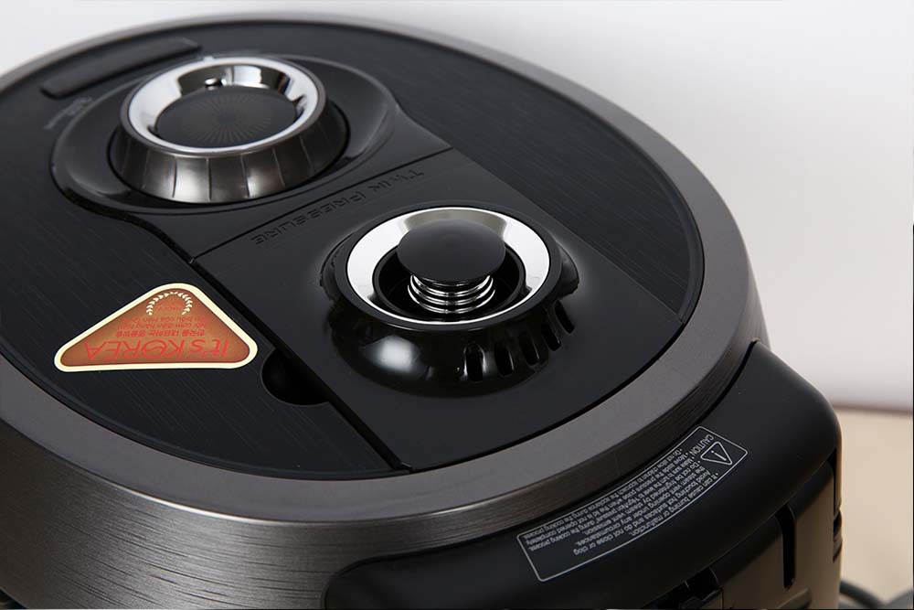 Hinh anh thuc te Noi com dien tu CUCKOO CRP RT1008F BKTSVNCV 1.8L ap suat kep 6