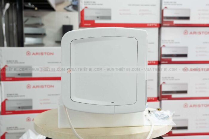 Bình nóng lạnh ARISTON SLIM3 20 R AG+ 20L lít (SL3) ngang gián tiếp 2.5FE 2500W - Ảnh 9