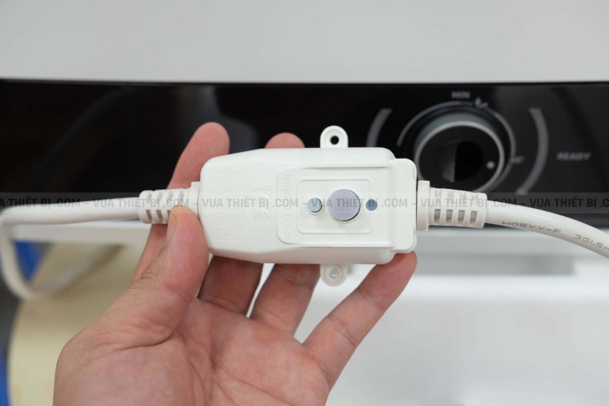 Bình nóng lạnh ARISTON SLIM3 25 RS AG+ 25L lít (SL3) ngang gián tiếp 2.5FE 2500W - Ảnh 13